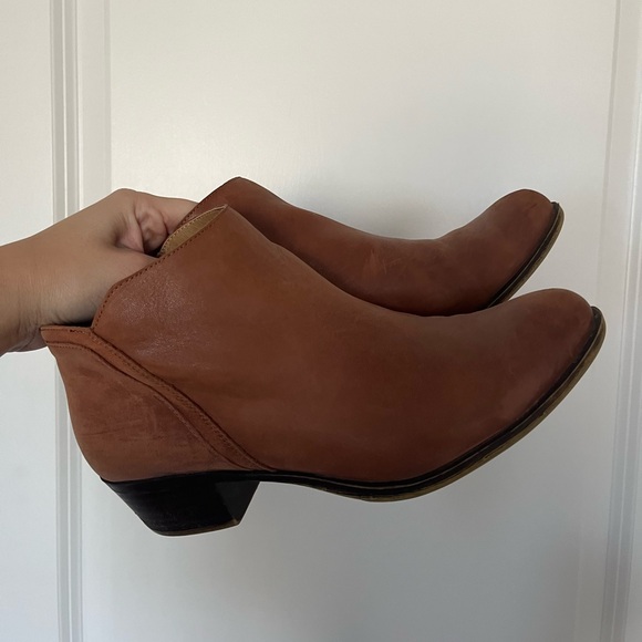 Lucky Brand Barlina Bootie - Picture 2 of 5